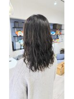 アオイ(Aoi)&nbsp;ゆるだるパーマスタイル