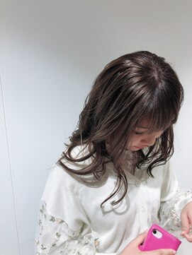 アリ 葛西店(ALi) オリーブベージュ|葛西髪質改善|葛西縮毛矯正|葛西白髪ぼかし