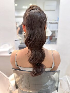 ヘアセット&メイク専門店 カスミ(Kasumi) ハリウッド巻きポニー