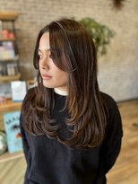 ウェリラバイハク(WeLila by haku)&nbsp;レイヤーカット×髪質改善カラー