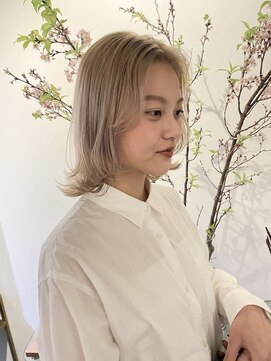 シュプール(SPUR) 『フェザーミディアム』