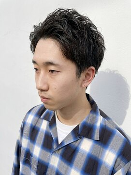 ヘアークリエイ トポライトウィロー 烏丸(Hair Create Polite willow) 20代30代40代メンズアップバング清潔感爽やかビジカジ