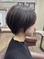 ハピネス クローバー 八木店(Happiness CLOVER) くびれショート アッシュブラウン 大和八木