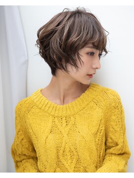 ヘアアンドエステ ヒロイン 西麻布本店(Hair&Esthe HIROIN) 『HIROIN西麻布本店』エフォートレスショート【横顔美人】