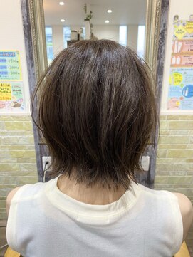 スピニングヘアティアナ(spinning hair Tiana.) カーキアッシュ&外ハネボブ☆