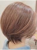 ショートボブ