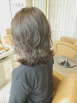 タブーセントラル(TABOO Central) 【TABOO Central】ふんわり揺れる動く☆ミディアムレイヤー