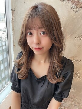 アフロート ルヴア(AFLOAT RUVUA) 20代30代大人かわいいセミロングヘア★シナモンベージュ