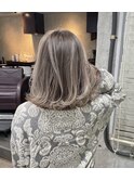 バレイヤージュ ダークアッシュ ゆるふわ巻き うるツヤ 美魔女