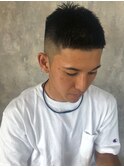 スキンフェード短髪刈り上げショートツーブロック