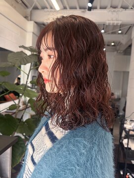 ラレイ ハラジュク(Lalei harajuku) 【白石】大きめミディアムスパイラルパーマレディース原宿