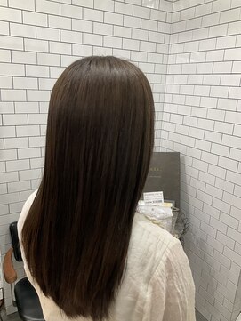 レガーレ(Legare) ナチュラルブラウン髪質改善ストレート