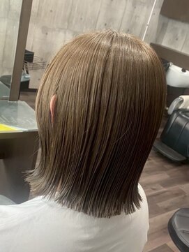 ディアーバイラポールヘア(Dear by RAPPORT HAIR) 切りっぱなしボブ