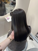 オリバイオハナ(Oli by ohana)&nbsp;黒髪ストレートロングレイヤーミディアム髪質改善ストレートヘア