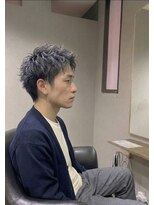 リリーズ 亀有(Lilly's) スパイキーショート/アップバング/ツーブロック