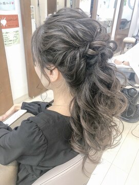 プードゥ(Puo-Du) 人気のポニーテール