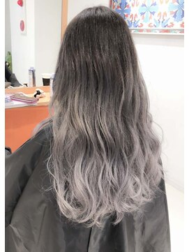 デイズ(days) 伸ばしかけにグラデーションデザインカラー 　ブリーチ