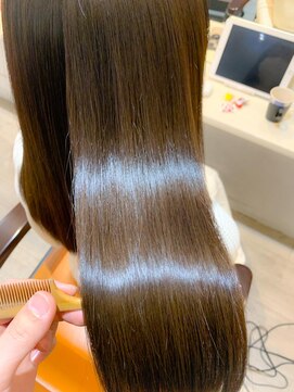 ジーナ 新宿(Zina) インカラミ縮毛矯正【ジーナ新宿 岩本 多矢】