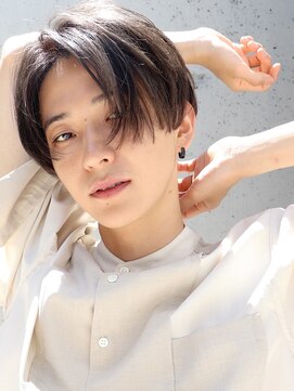 ネイビー(NAVY) 女子ウケ◎！お洒落なナチュラル男子にオススメセンターパート