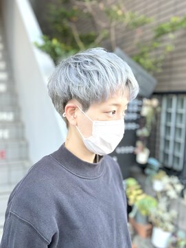 クラウドヘアー CLOUD HAIR ホワイトカラー/ショート/ブリーチ/ショート/ダブルカラー