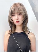 ミディアムロングウルフレイヤー顔周りレイヤー_ba529071