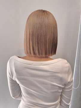 ブルーム(the Bloom) 【やわらか暖色】ベージュカラー