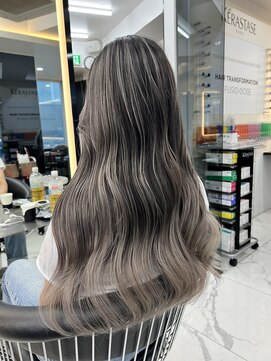 ラピス 渋谷本店(Lapis) ホワイトバレイヤージュ/ケアブリーチ/ハイライト/外国人風