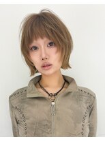 ノラ ウメダ(NORA UMEDA)&nbsp;Y2Kカラーブラウンショートボブレイヤーカット大阪梅田