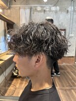 メンズココ メンズパーマ 韓国ヘア 日本橋店(MENS COCO)&nbsp;センターパート ツイストスパイラルパーマ