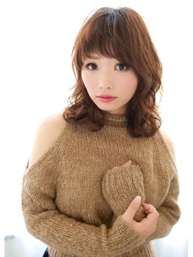 アズーア ヘアーアンドスパ(azure hair&spa) ショートバング　くせ毛風パーマ　【横浜駅】