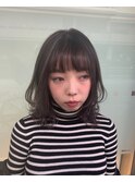 ダークグレージュ
