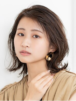 お悩み解消はもちろん、顔立ちや表情までイキイキと輝かせるヘアスタイルや、お手入れ方法をご提案します