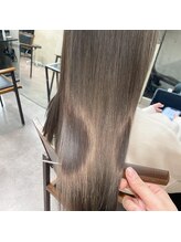 アシスタントなしの担当スタイリストが最初から仕上げまで。【マンツーマン】だからこそ可能なこと☆