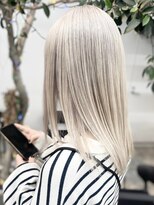 セル(CELL)&nbsp;ホワイトヘア　ハイトーン