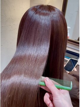 ミリ 千歳烏山(Mili CARE&SPA) 艶ピンク系カラー