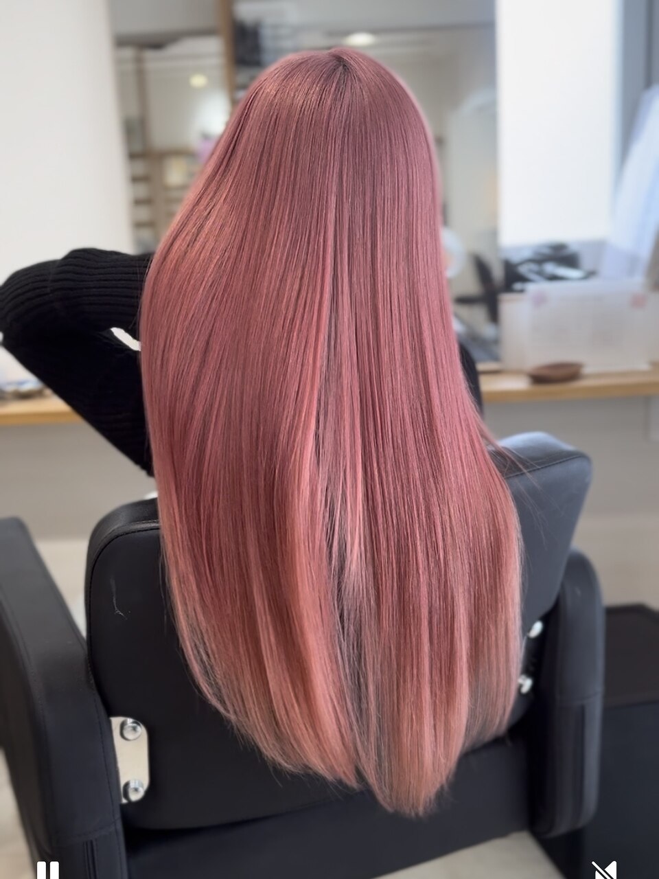 黒髪ショートからシールエクステ90枚デザイン：L159190658｜ミオ