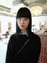 トッド(tod)&nbsp;ミディアムヘア/重めバング/黒髪/暗髪/ワイドバング/丸の内/伏見