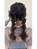 ブリエ(briller)&nbsp;TAKAKOstyle☆ゆるふわ　結婚式　ツイン編み下ろし