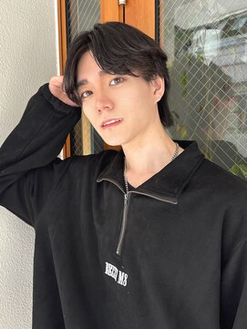 ルービック 和歌山(Rubik's) 【センターパート×ナチュラル黒髪】韓国風メンズヘア