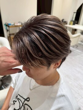 バース 梅田中崎町店(BIRTH) バレイヤージュシャドウルーツ金メッシュセンターパート