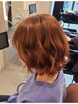 サロウィン 鹿児島天文館店(SALOWIN) オレンジカラー