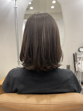 トトノウ 切りっぱなしボブ