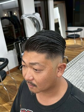 ザデイトウキョウ 表参道 青山(THE DAY TOKYO) MEN'S HAIR/刈り上げショート/ビジネスサイドパート/表参道駅