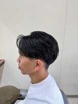 オゼル(OZEL)&nbsp;【センターパートマッシュ】抜け感×色気を纏う上品メンズカット