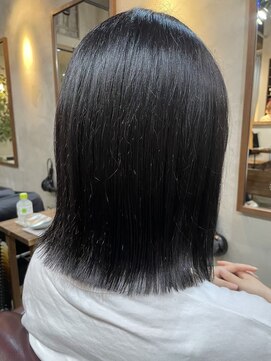 トレヘアー(tRe hair) ミディアム ボブ 切りっぱなし トリートメント/北本【京都二条】