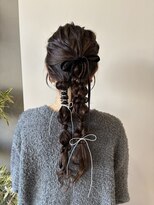 ニア(nir.) #ハイライト #パーティヘアアレンジ #編みおろし