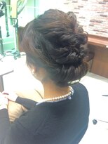 ケンジ 湘南台(KENJE) #簡単アレンジ#ギブソンタック#くるりんぱ#二次会#パーティー