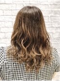 ハイライトゆるふわカールスタイル