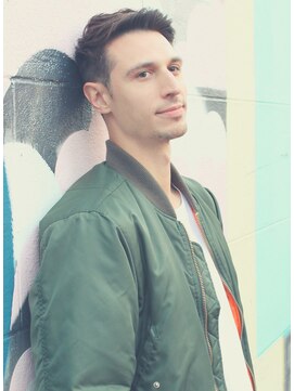 ジジバイワースホワイル(jiji by WORTH WHILE) リオネル・メッシ　風ツーブロックショート