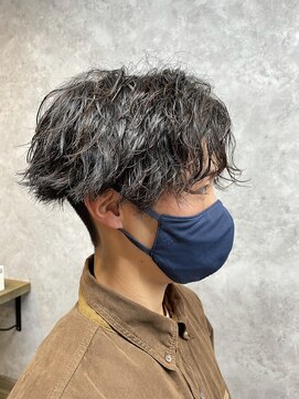 レベル 葛西店(LEVEL) ツイストスパイラルパーマ センターパート メンズカット/葛西